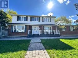 W/ SEP. ENT. BSM - 22 HEMINGWAY CRESCENT Markham, ON L3R 2A4