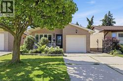 26 TITMOUSE Court Hamilton, ON L9A 4Y9