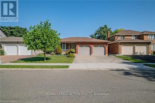 41 ROYAL OAK DRIVE  Brantford, ON N3R 7P2