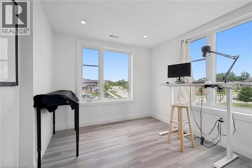 99B Farley Road Unit# 203, Fergus, ON - Indoor Photo Showing Other Room