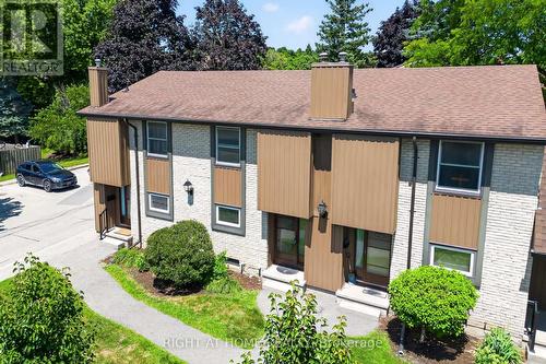 11 - 215 GLAMIS ROAD  Cambridge, ON N1R 6V8