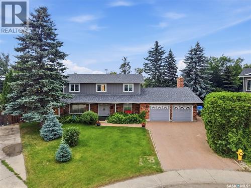 225 Clearwater Court, Saskatoon, SK - Outdoor With Facade