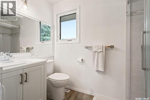 225 Clearwater Court, Saskatoon, SK - Indoor Photo Showing Bathroom