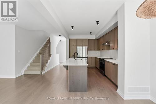 14 Academie Street, Russell, ON - Indoor Photo Showing Kitchen