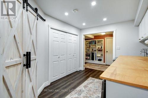 11 Hillside Drive, Selwyn, ON - Indoor Photo Showing Other Room
