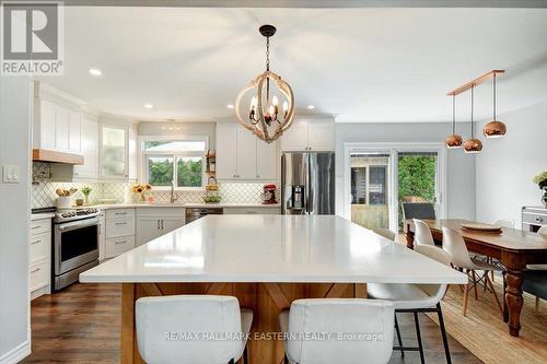 11 Hillside Drive, Selwyn, ON - Indoor