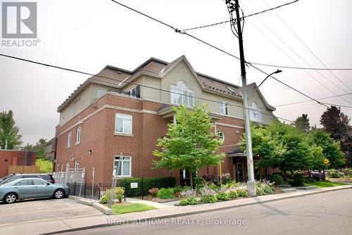 109 - 400 MCLEOD STREET  Ottawa, ON K2P 1A6