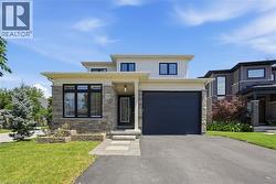 16 OLDE SCHOOL Court  St. Catharines, ON L2N 0B1