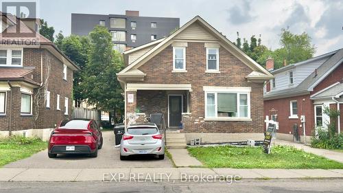 16 Marshall Street, Waterloo, ON 