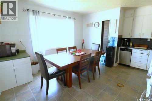 111 Henderson Street, Grayson, SK - Indoor