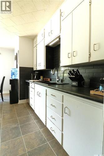 111 Henderson Street, Grayson, SK - Indoor Photo Showing Kitchen