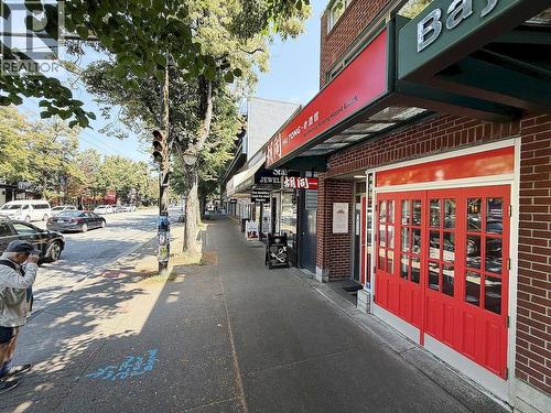 2942 W Broad Way, Vancouver, BC 