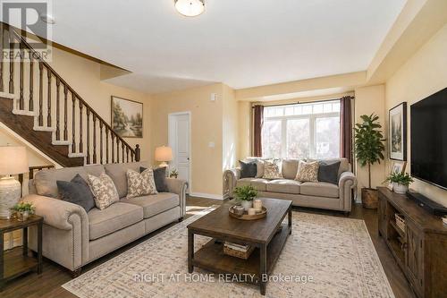 48 Curran Hall Crescent, Toronto, ON - Indoor Photo Showing Living Room