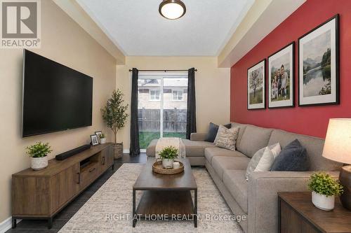 48 Curran Hall Crescent, Toronto, ON - Indoor Photo Showing Living Room