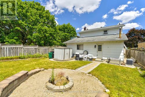 59 Lewis Crescent, Kitchener, ON - Outdoor