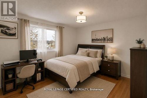 35 Trenholme Crescent, Hamilton, ON - Indoor Photo Showing Bedroom