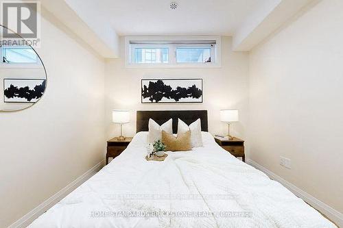53 - 19 Eldora Avenue, Toronto, ON - Indoor Photo Showing Bedroom