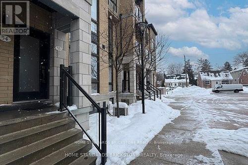 53 - 19 Eldora Avenue, Toronto, ON - Outdoor