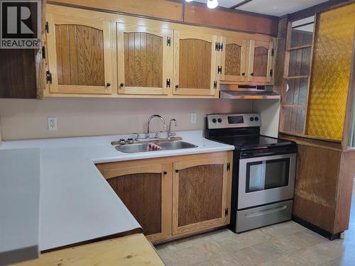 658 Mcdonald Road, Vanderhoof, BC - Indoor Photo Showing Kitchen With Double Sink