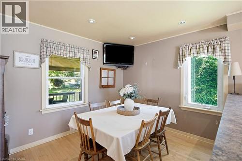 162 5Th Conc Road E, Flamborough, ON - Indoor Photo Showing Dining Room