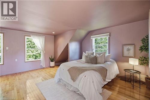 162 5Th Conc Road E, Flamborough, ON - Indoor Photo Showing Bedroom