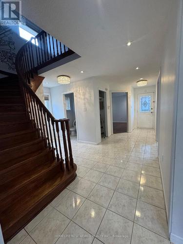 50 Adrian Crescent, Markham, ON - Indoor Photo Showing Other Room