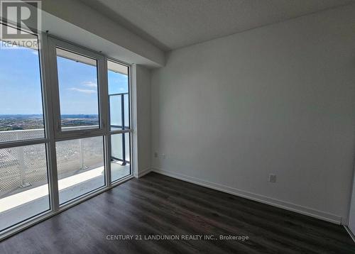 3102 - 28 Interchange Way, Vaughan, ON - Indoor Photo Showing Other Room
