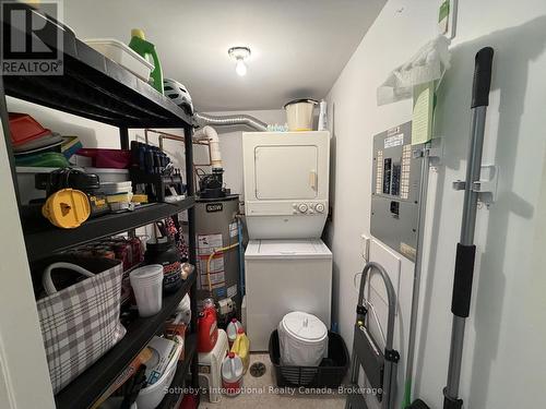 329 Mariners Way, Collingwood, ON - Indoor Photo Showing Laundry Room