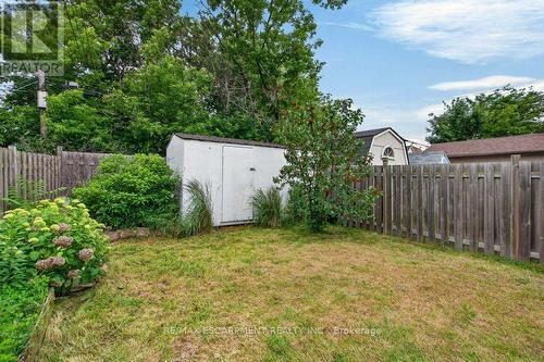 21 East Bend Avenue N, Hamilton, ON - Outdoor