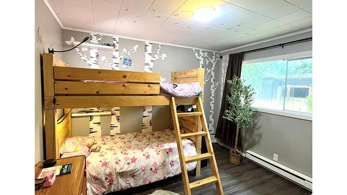 807 23 Highway, Nakusp, BC - Indoor Photo Showing Other Room