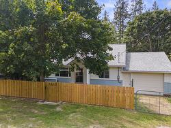 1413 Eastman Avenue  Riondel, BC V0B 2B0