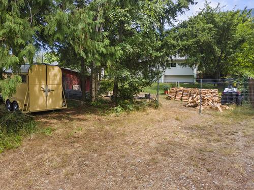 1413 Eastman Avenue, Riondel, BC - Outdoor
