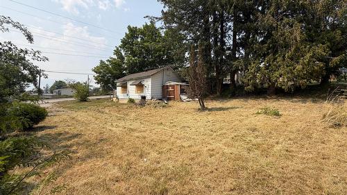226 16Th Avenue, Creston, BC - Outdoor