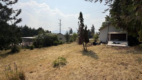 226 16Th Avenue, Creston, BC - Outdoor