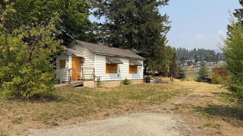 226 16Th Avenue, Creston, BC - Outdoor