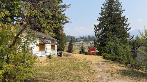 226 16Th Avenue, Creston, BC - Outdoor