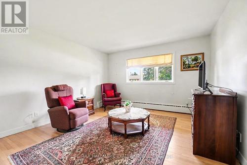 Hardwood flr in 2nd bedroom - 2009 Killarney Drive, Ottawa, ON - Indoor Photo Showing Living Room