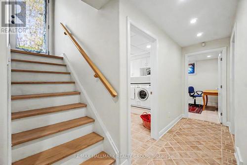 Hardwood stairs - 2009 Killarney Drive, Ottawa, ON - Indoor Photo Showing Other Room