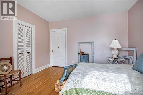 58 Lorne Crescent, Brantford, ON - Indoor Photo Showing Bedroom