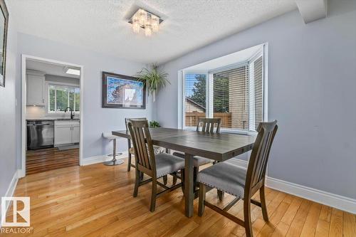 16551 116 St Nw, Edmonton, AB - Indoor Photo Showing Dining Room