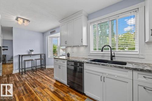 16551 116 St Nw, Edmonton, AB - Indoor Photo Showing Kitchen With Double Sink With Upgraded Kitchen