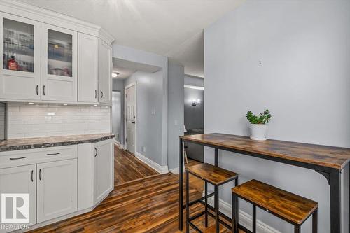 16551 116 St Nw, Edmonton, AB - Indoor