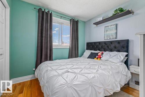 16551 116 St Nw, Edmonton, AB - Indoor Photo Showing Bedroom
