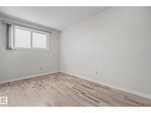 1096 Knottwood Rd E Nw, Edmonton, AB - Indoor Photo Showing Other Room