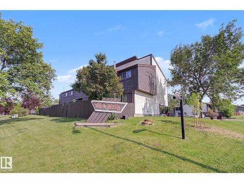 1096 Knottwood Rd E Nw, Edmonton, AB - Outdoor
