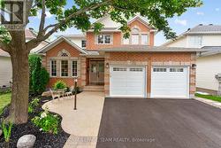 12 FORILLON CRESCENT  Ottawa, ON K2M 2W5