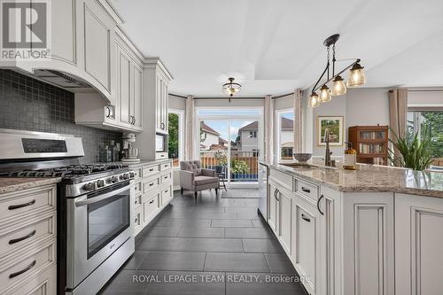 12 Forillon Crescent, Ottawa, ON - Indoor Photo Showing Kitchen With Upgraded Kitchen
