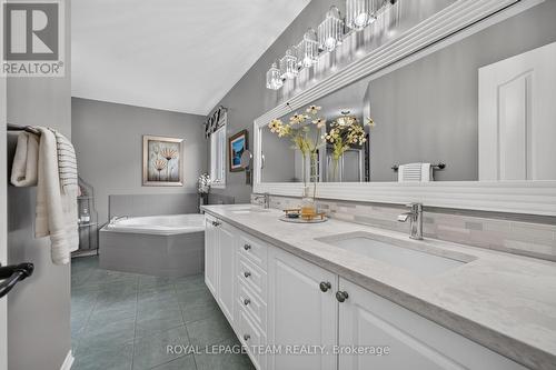 12 Forillon Crescent, Ottawa, ON - Indoor Photo Showing Bathroom