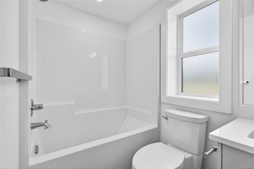 #8-704 Beaver Creek Blvd, Campbell River, BC 