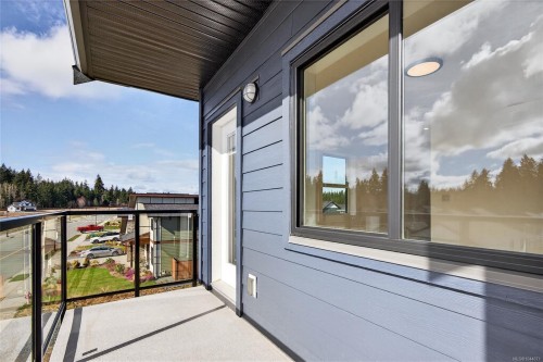 #8-704 Beaver Creek Blvd, Campbell River, BC 
